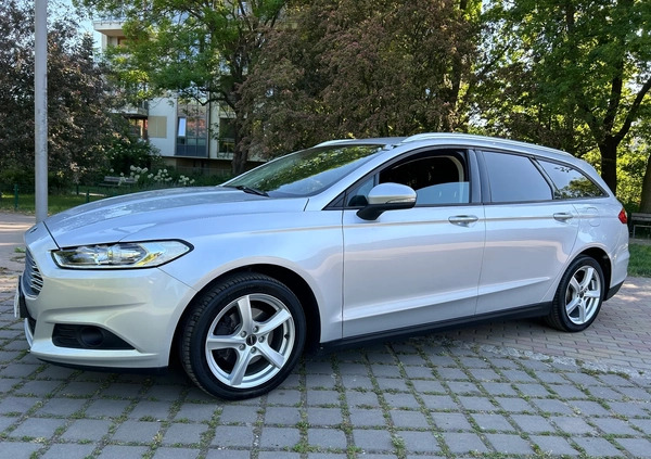 Ford Mondeo cena 49999 przebieg: 177020, rok produkcji 2017 z Warszawa małe 596